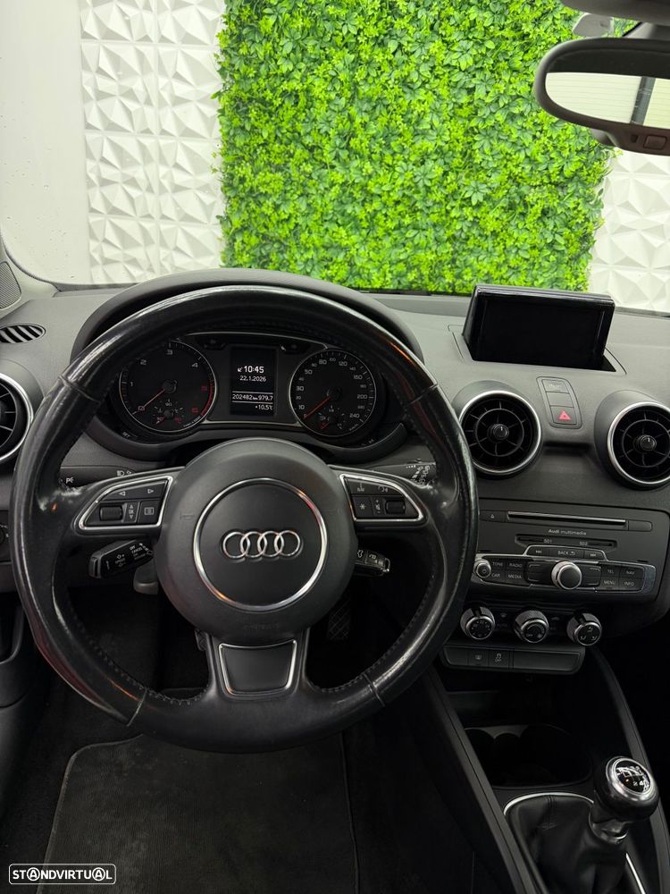 Audi A1 1.6 TDI Sport - 6