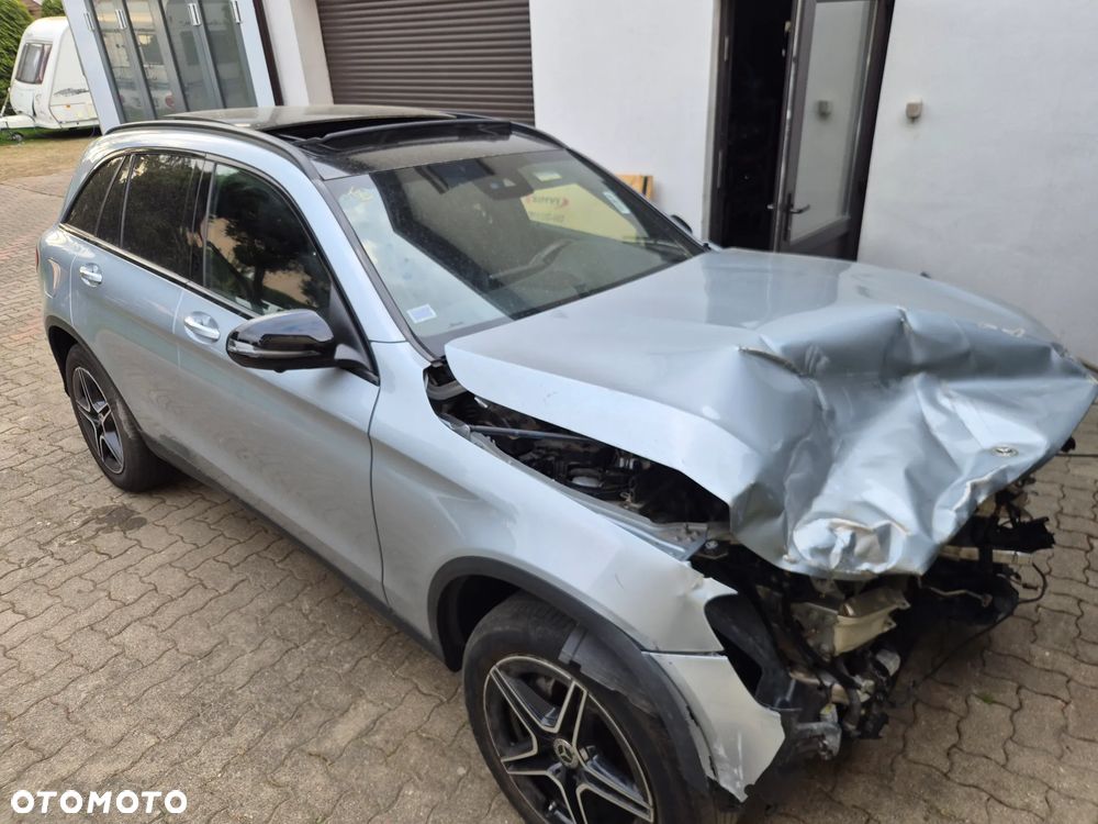 Mercedes-Benz GLC - 9