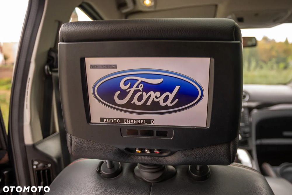 Ford S-Max - 24