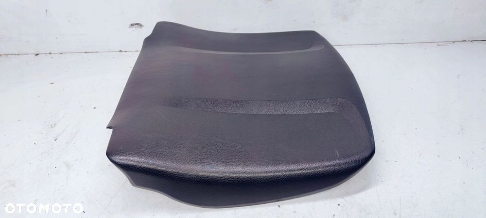 OSŁONA TYLNA FOTELA AUDI A3 8P 3 DRZWI 8P0881969 - 2