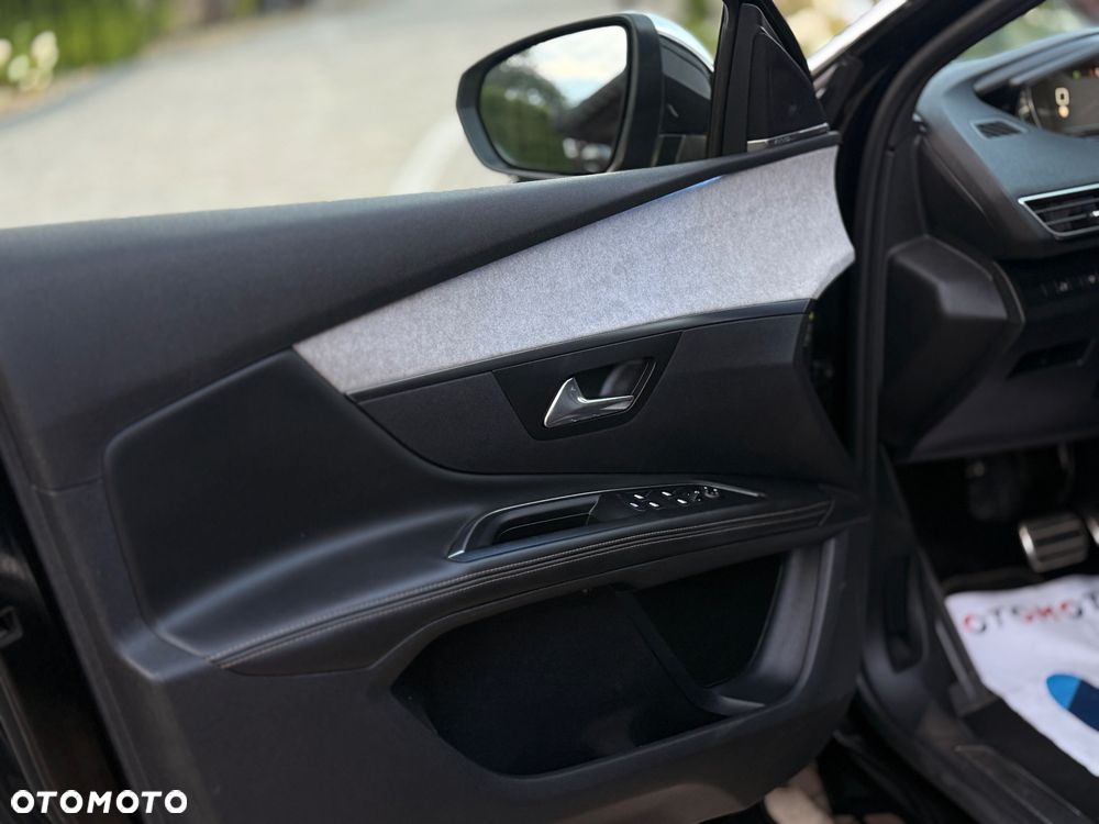 Peugeot 5008 BlueHDi 180 EAT8 GT - 19