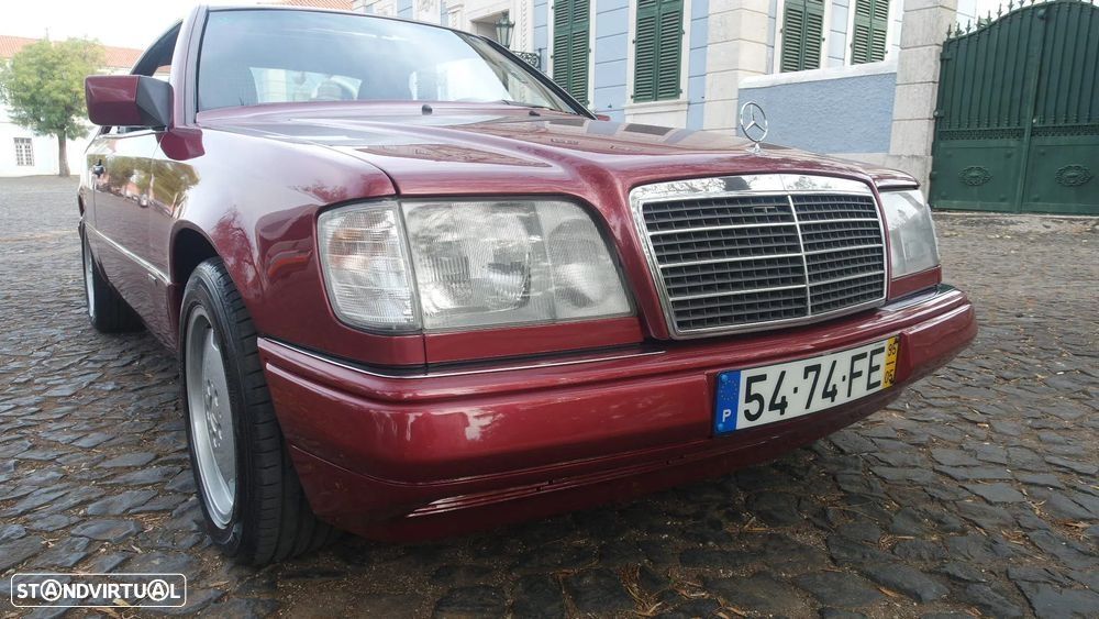 Mercedes-Benz E 200 - 42
