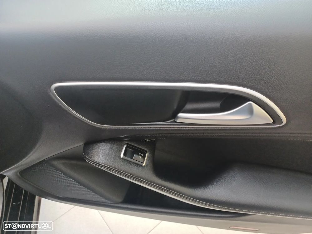 Mercedes-Benz CLA 180 d Shooting Brake Urban - 23