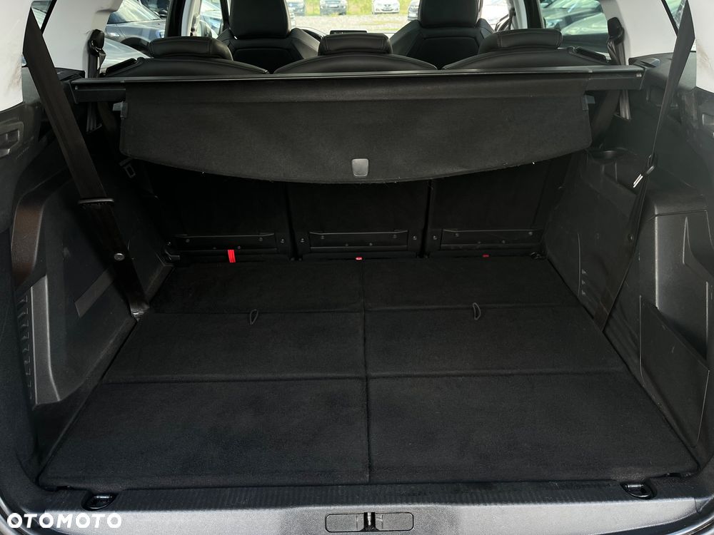 Peugeot 5008 1.2 PureTech Allure S&S - 27