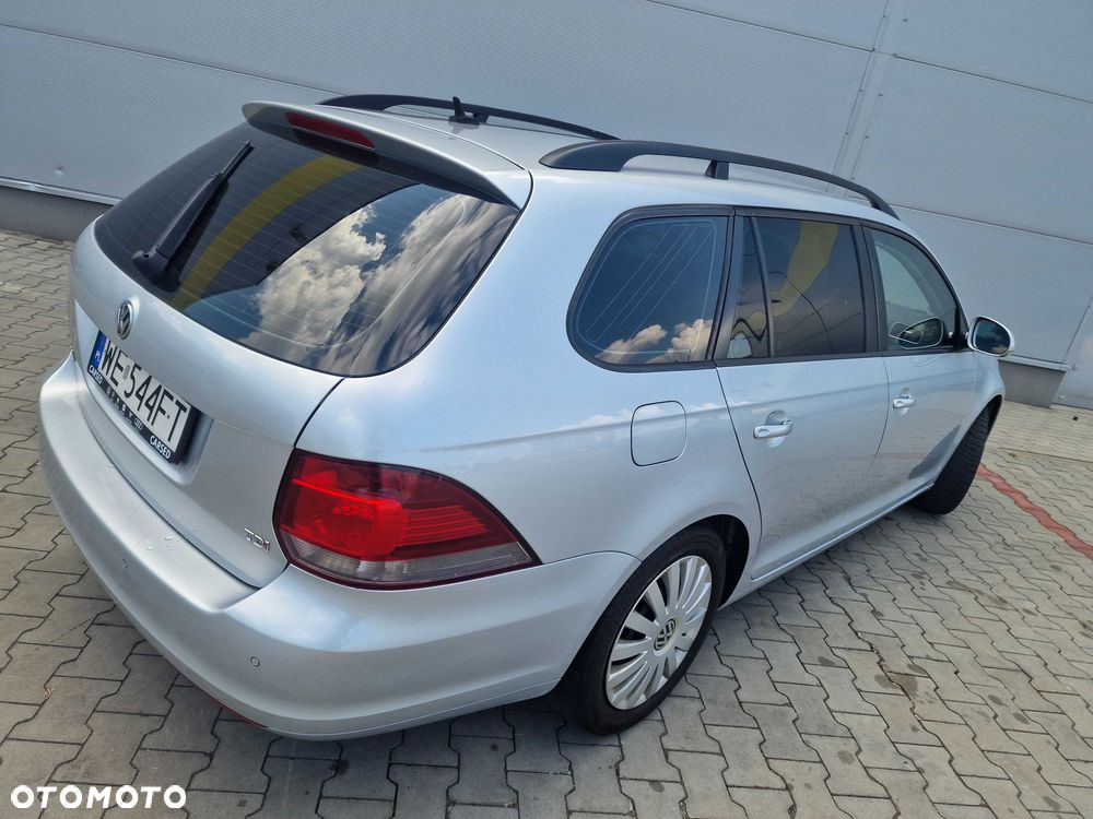 Volkswagen Golf - 5