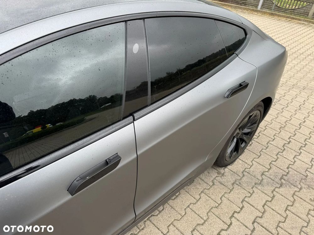 Tesla Model S Long Range Plus - 19