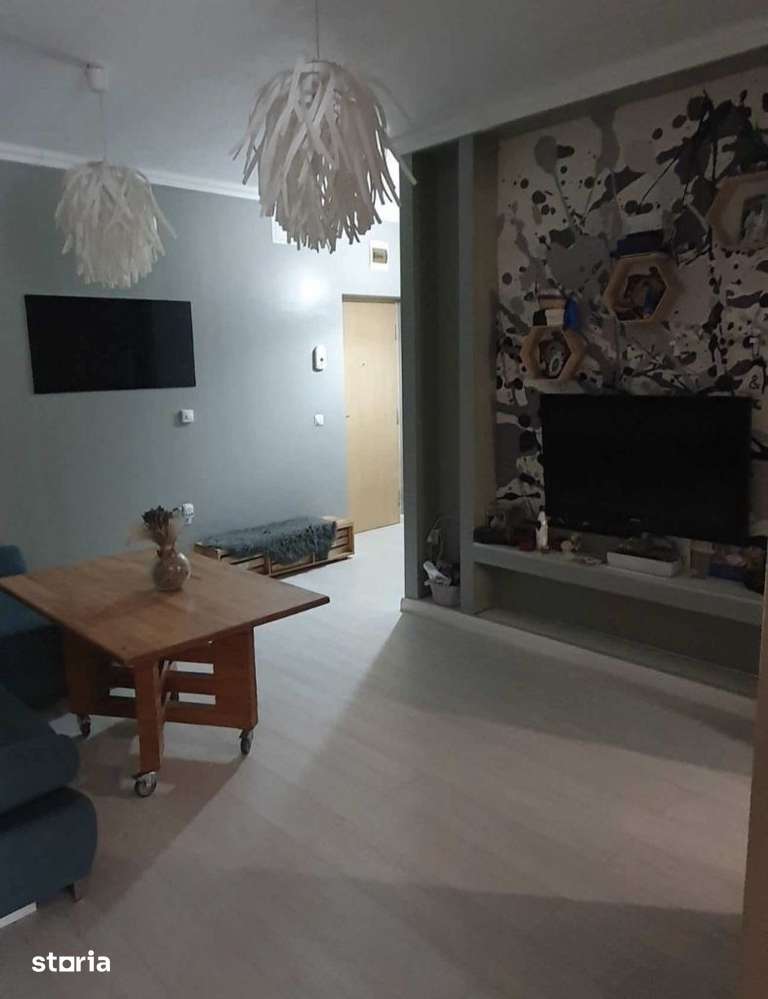 Apartament cu 3 camere,parcare,etaj intermediar,zona Stadionului — fotografia 1
