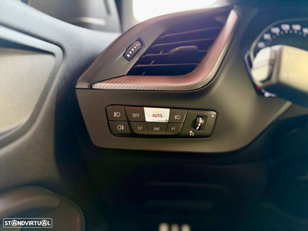 BMW 216 Gran Coupé d Pack Desportivo M - 18