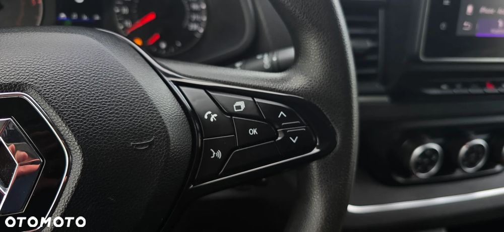 Renault Trafic - 26