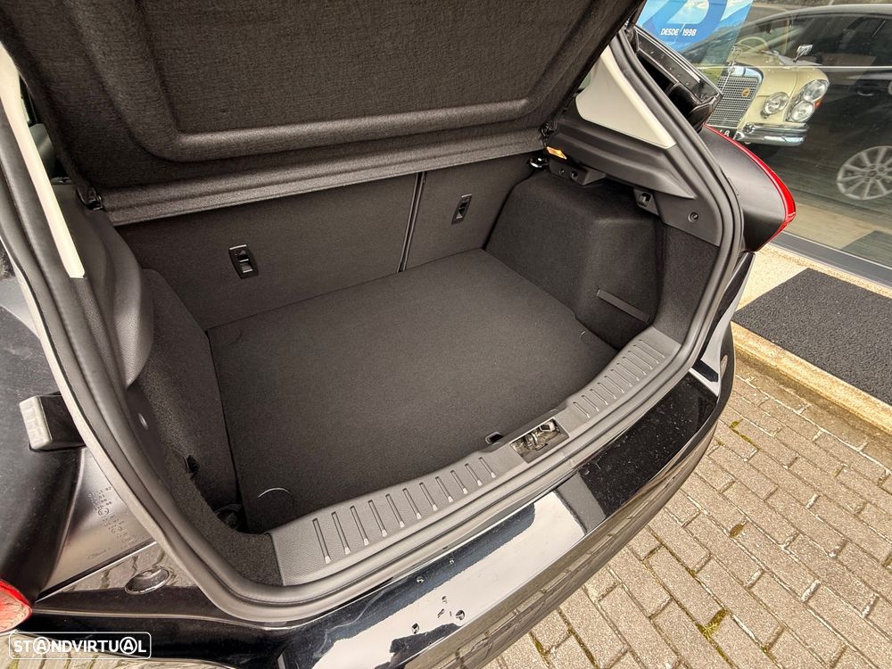 Ford Focus 1.0 EcoBoost S&S TITANIUM - 20