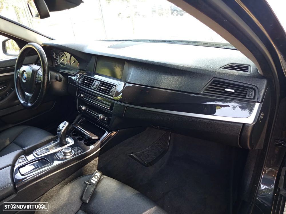 BMW 520 d Pack M Auto - 36