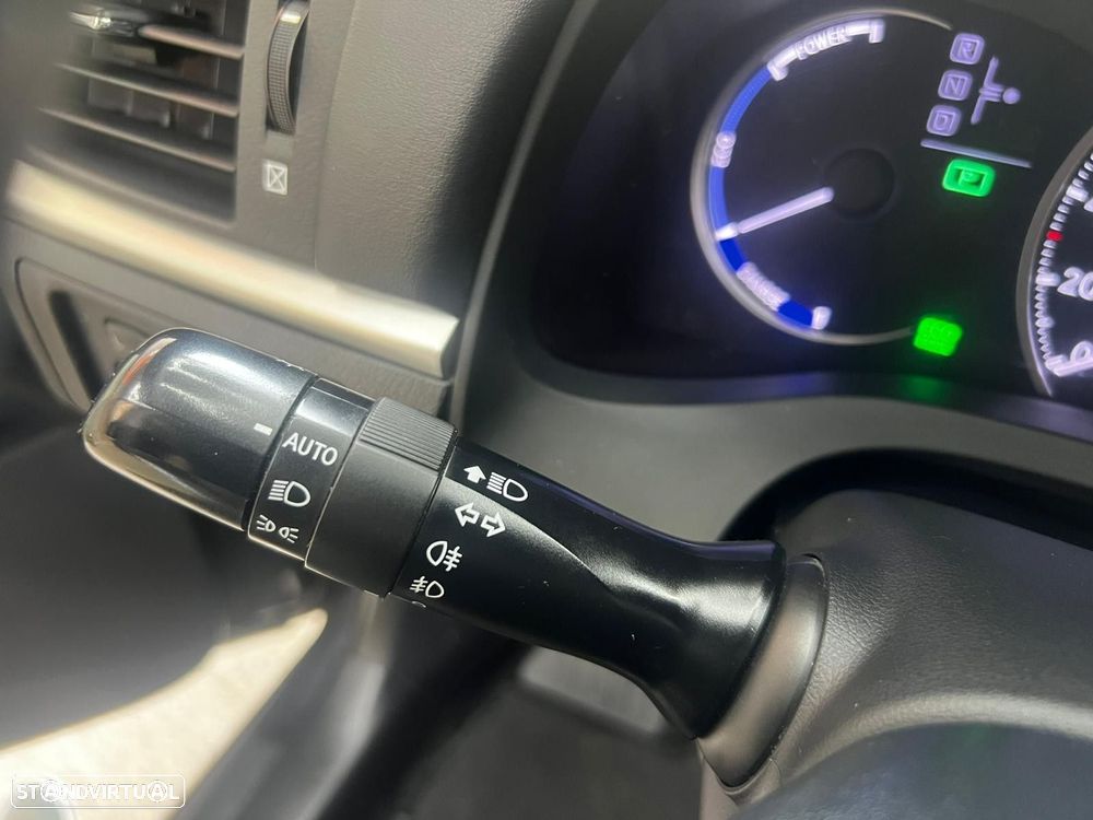 Lexus CT 200h Luxury - 25