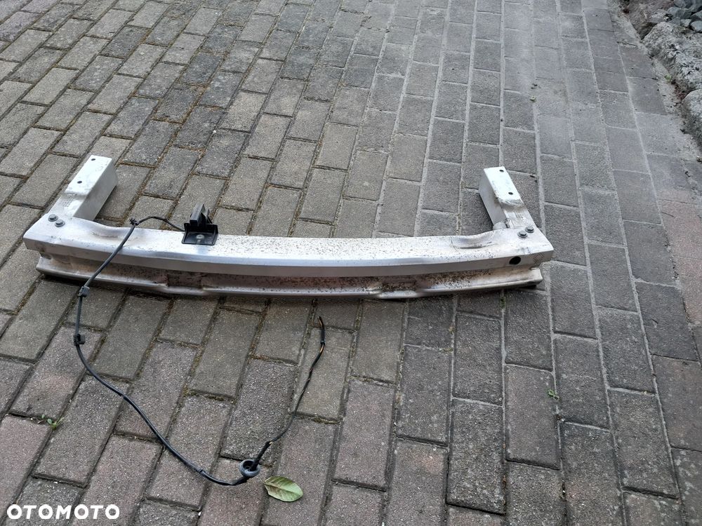 Audi Q5 8R belka zderzaka tył