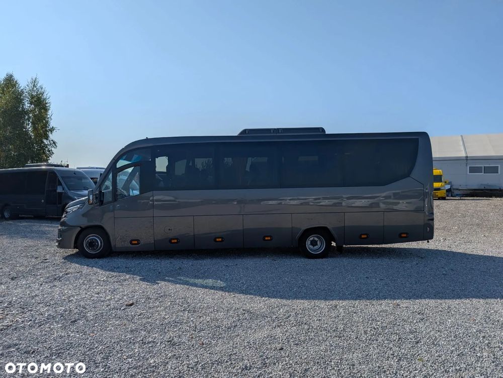 Iveco Daily 70C21 - 10