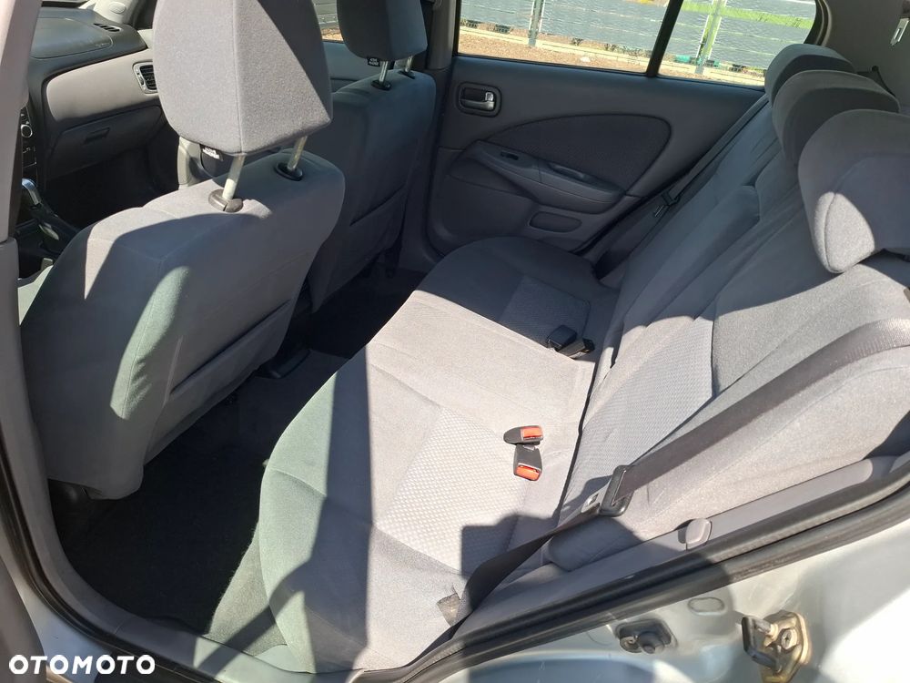 Nissan Almera 1.5 acenta PLUS - 14