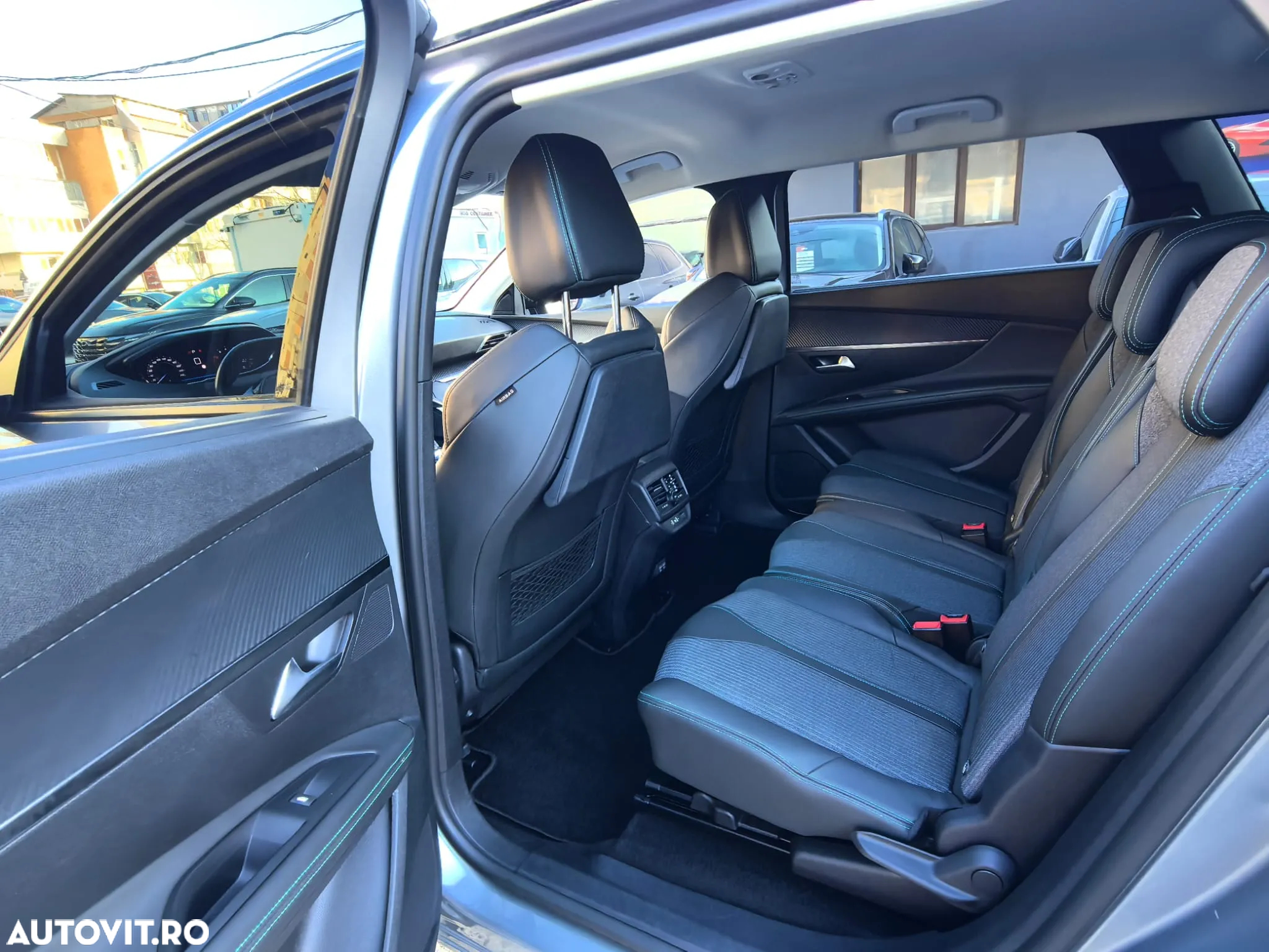 Peugeot 5008 PureTech 130 EAT8 Stop & Start Allure - 15
