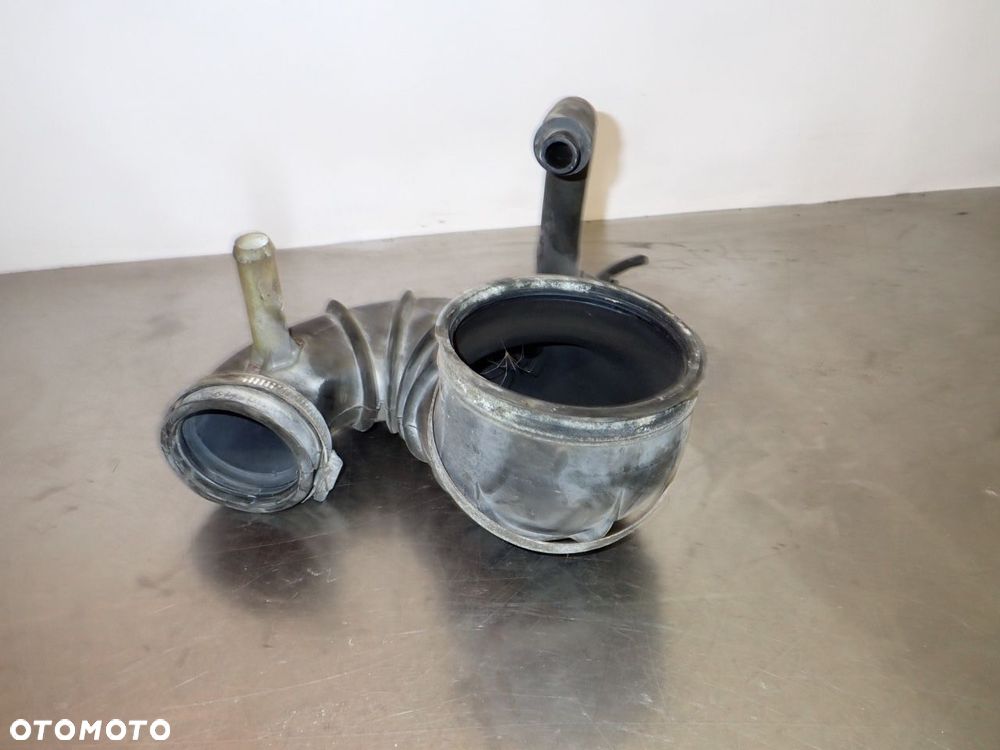PRZEWÓD DOLOTU POWIETRZA SAAB 900 I  9346487 - 4