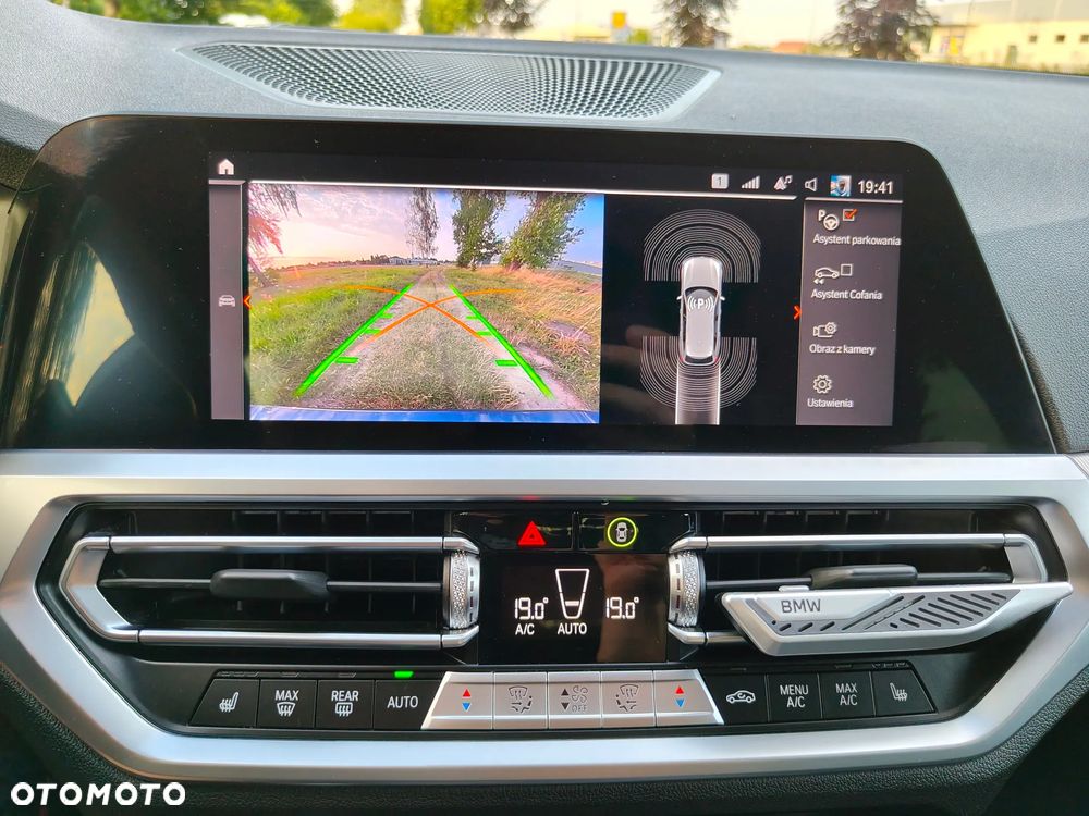 BMW Seria 3 320d MHEV Advantage - 19