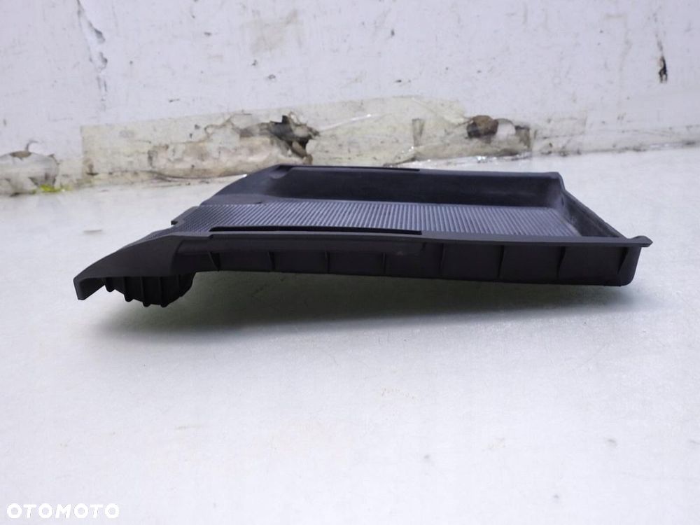 GUMA WKŁAD SCHOWKA VOLVO V50 LIFT 30755058 - 4