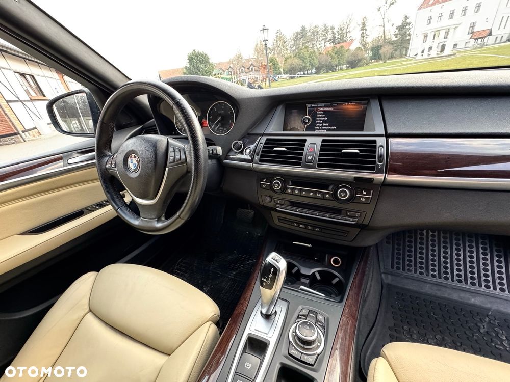 BMW X5 - 30