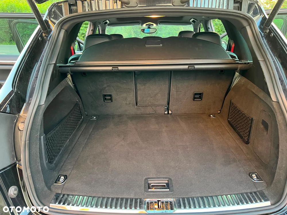 Porsche Cayenne - 22