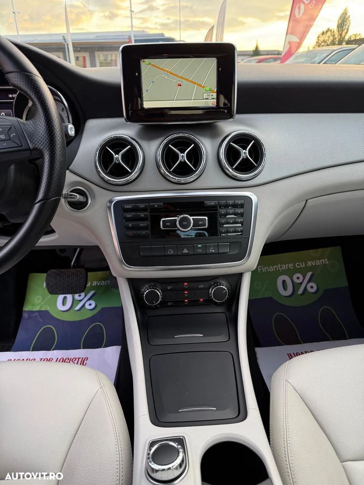 Mercedes-Benz CLA 200 CDI 7G-DCT Urban - 28