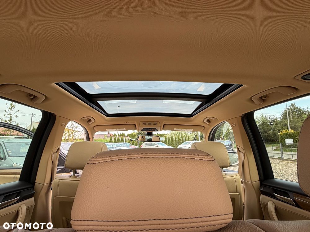 BMW X3 28i xDrive - 12