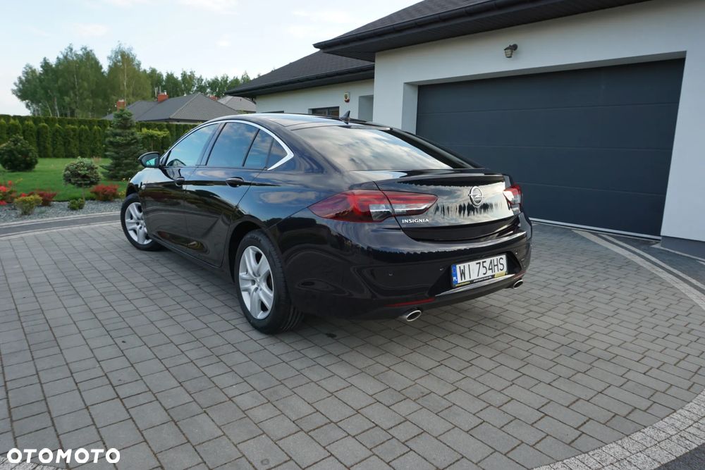 Opel Insignia 1.6 T Innovation S&S - 7