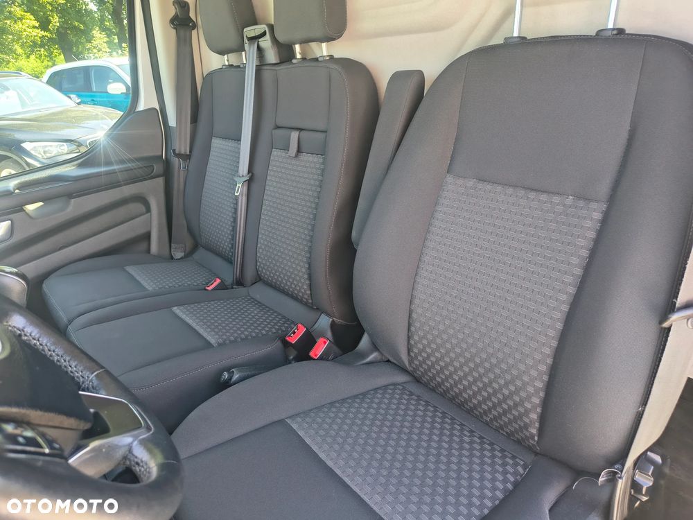 Ford Transit Custom - 25