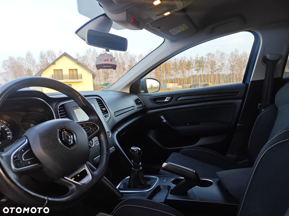 Renault Megane 1.2 Energy TCe Life - 14