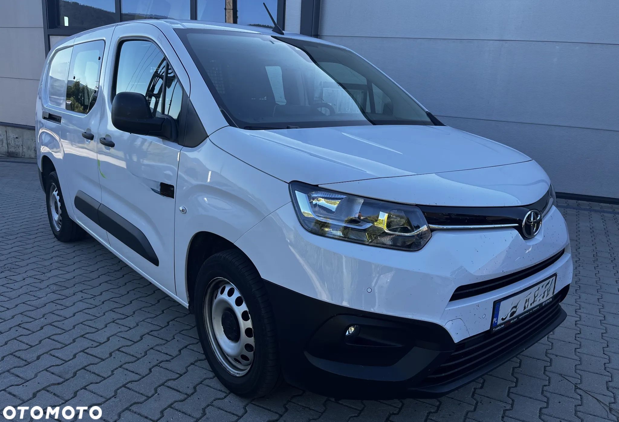 Toyota Proace City 1.5 D-4D Long 2,4t Active (bryg.) - 1