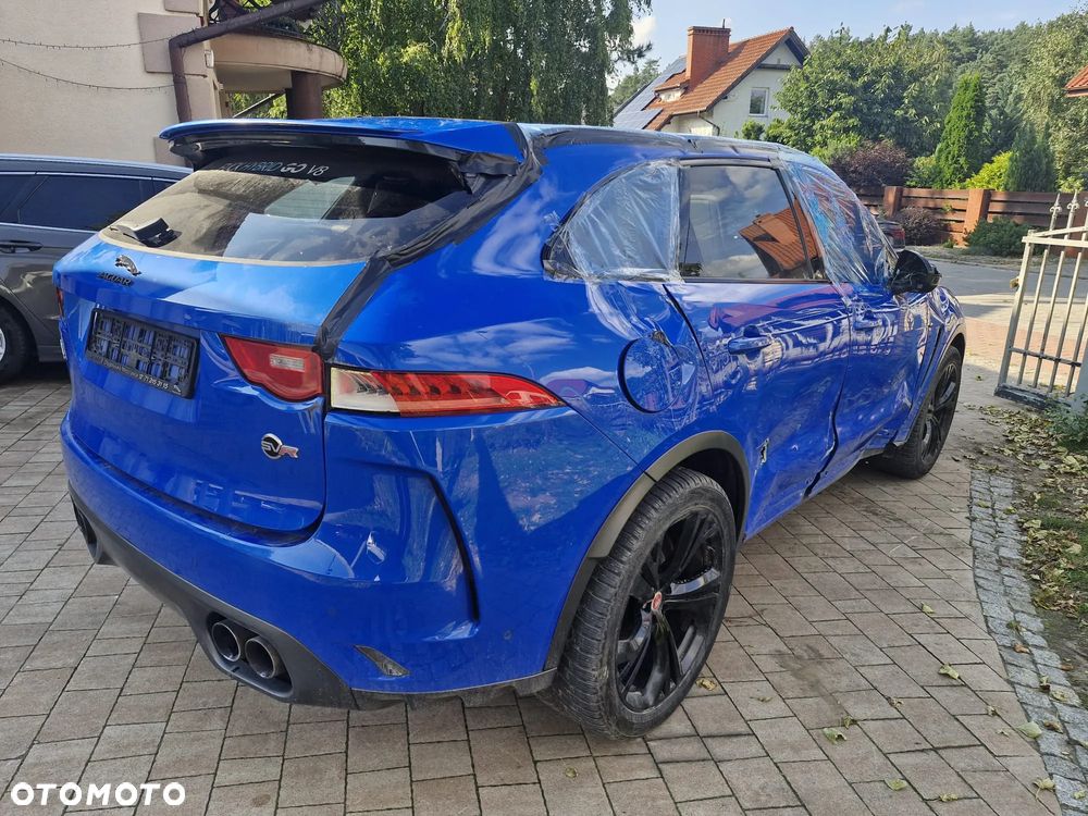 Jaguar F-Pace 5.0 V8 S/C AWD SVR - 10