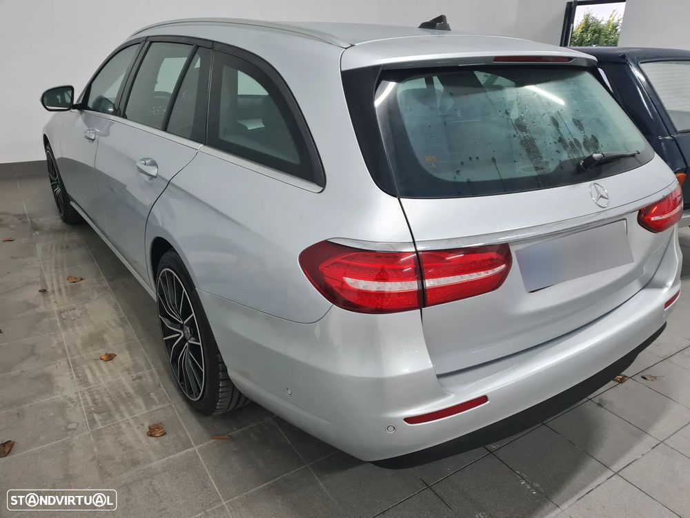 Mercedes-Benz E 200 d Exclusive - 1