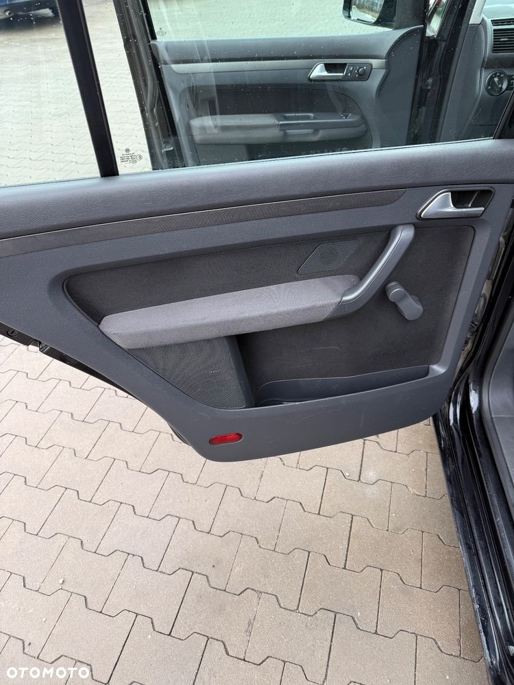 Volkswagen Touran 1.9 TDI Trendline - 20