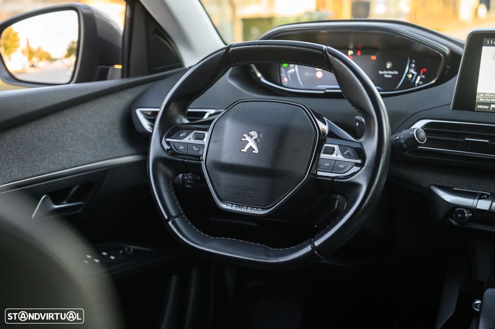 Peugeot 3008 PureTech 130 Stop & Start GPF EAT8 Allure - 26