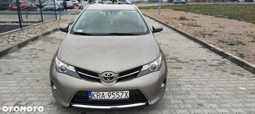 Toyota Auris 1.4 D-4D Edition - 4