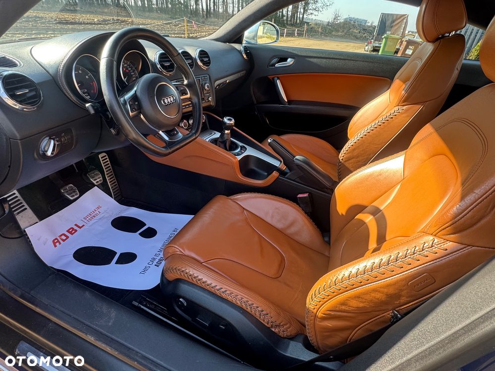 Audi TT S Coupé - 22