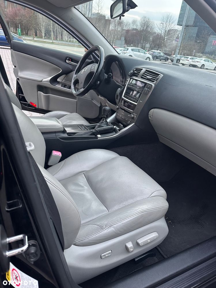 Lexus IS 220 D Comfort - 15