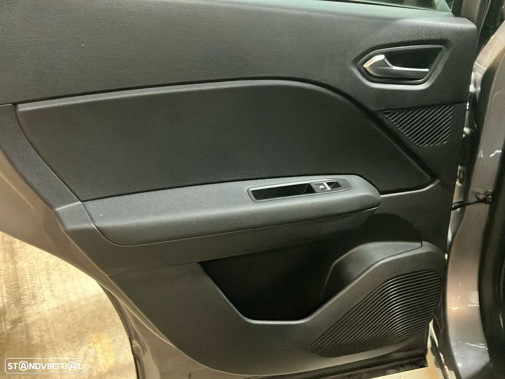 Renault Captur 1.3 TCe Techno EDC - 21