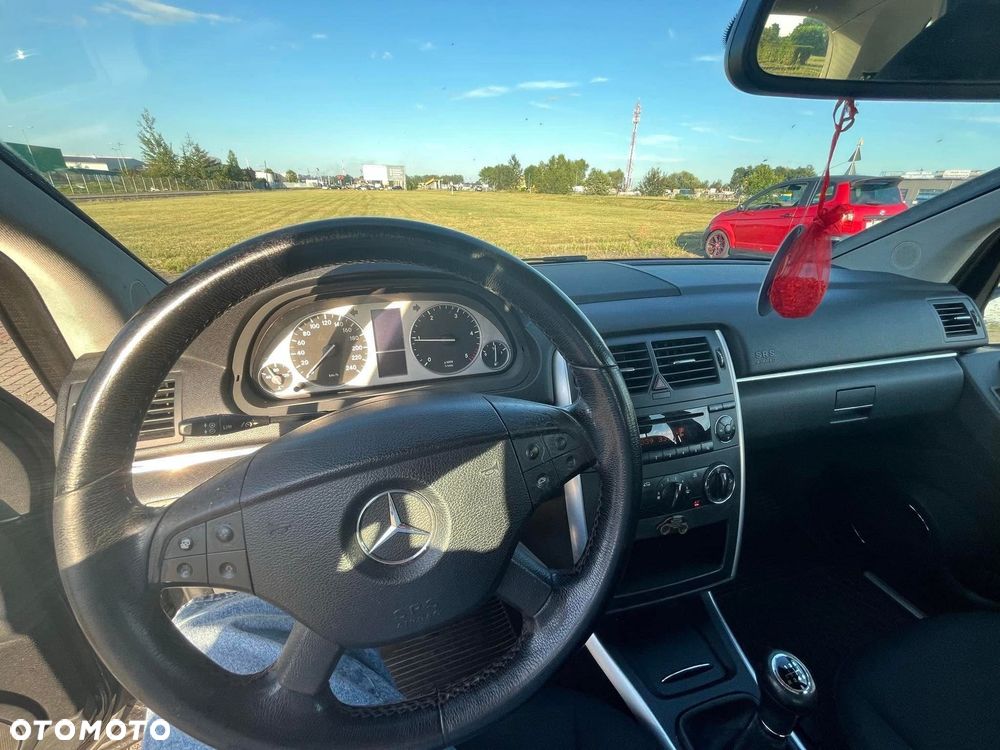 Mercedes-Benz Klasa B 200 CDI - 6