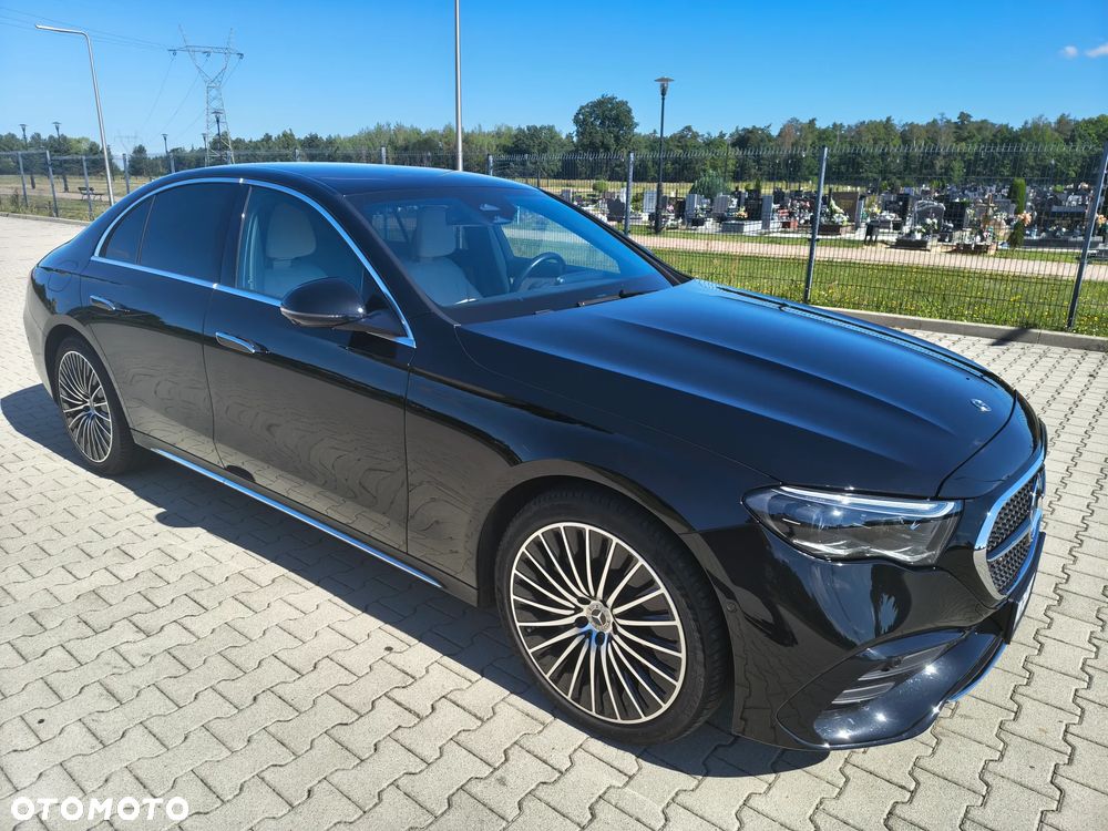 Mercedes-Benz Klasa E 300 de PHEV 4-Matic AMG 9G-Tronic - 1