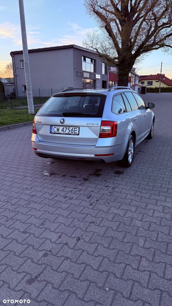 Skoda Octavia 1.5 TSI ACT Ambition - 4