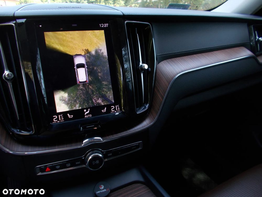 Volvo XC 60 D5 AWD Inscription - 17