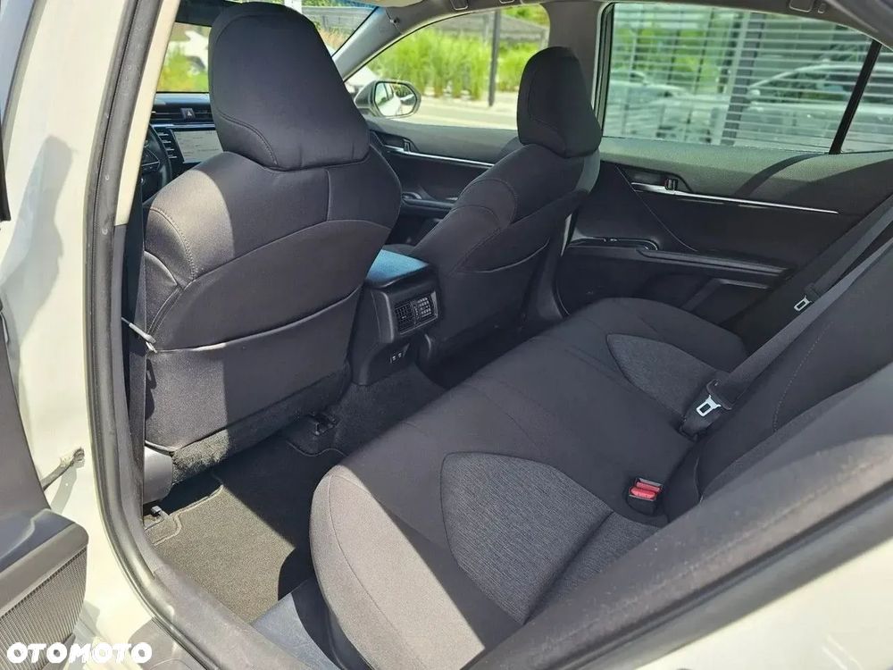 Toyota Camry 2.5 Hybrid Prestige CVT - 33