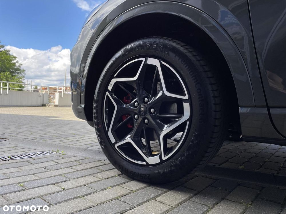 Ford Kuga 2.5 FHEV AWD ST-Line X eCVT - 23