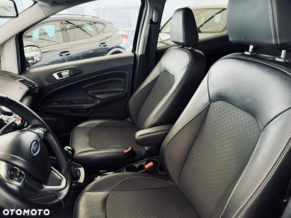 Ford EcoSport - 33