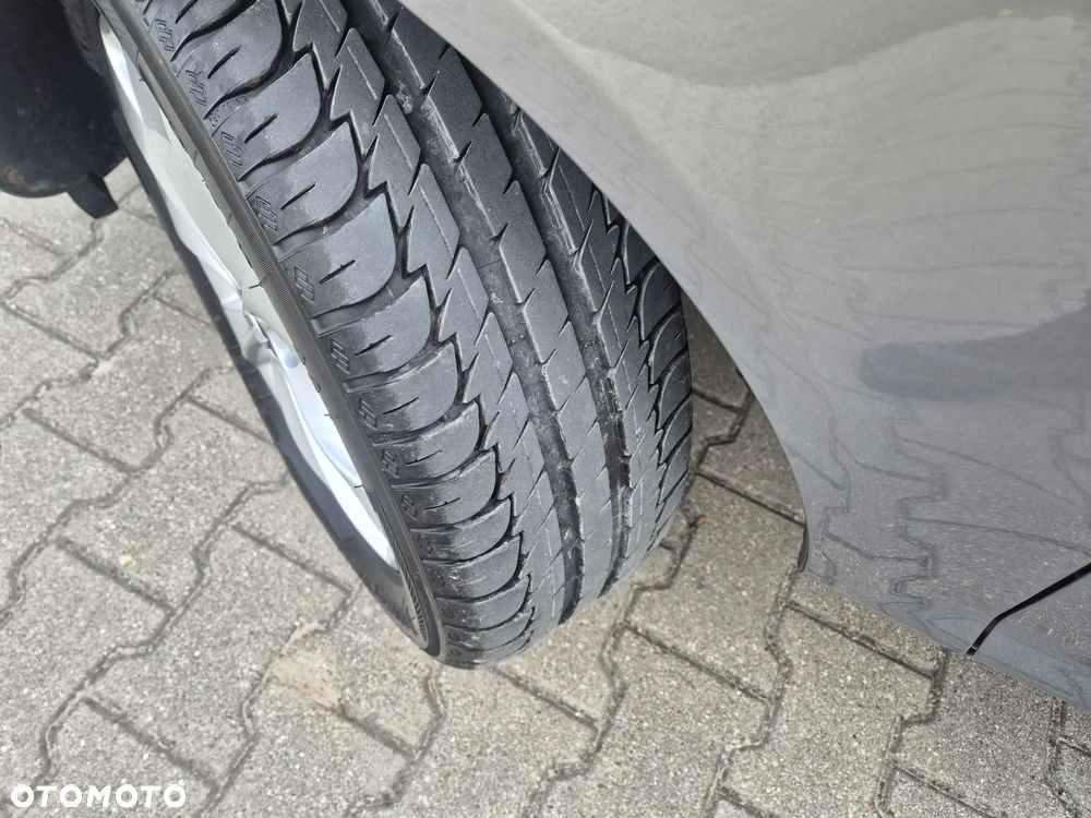 Opel Corsa 1.4 16V Edition - 16