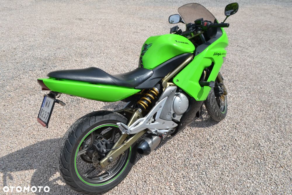 Kawasaki ER - 2