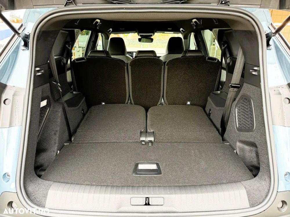 Peugeot 5008 1.2L Hybrid 145 e-DCS6 Allure - 18