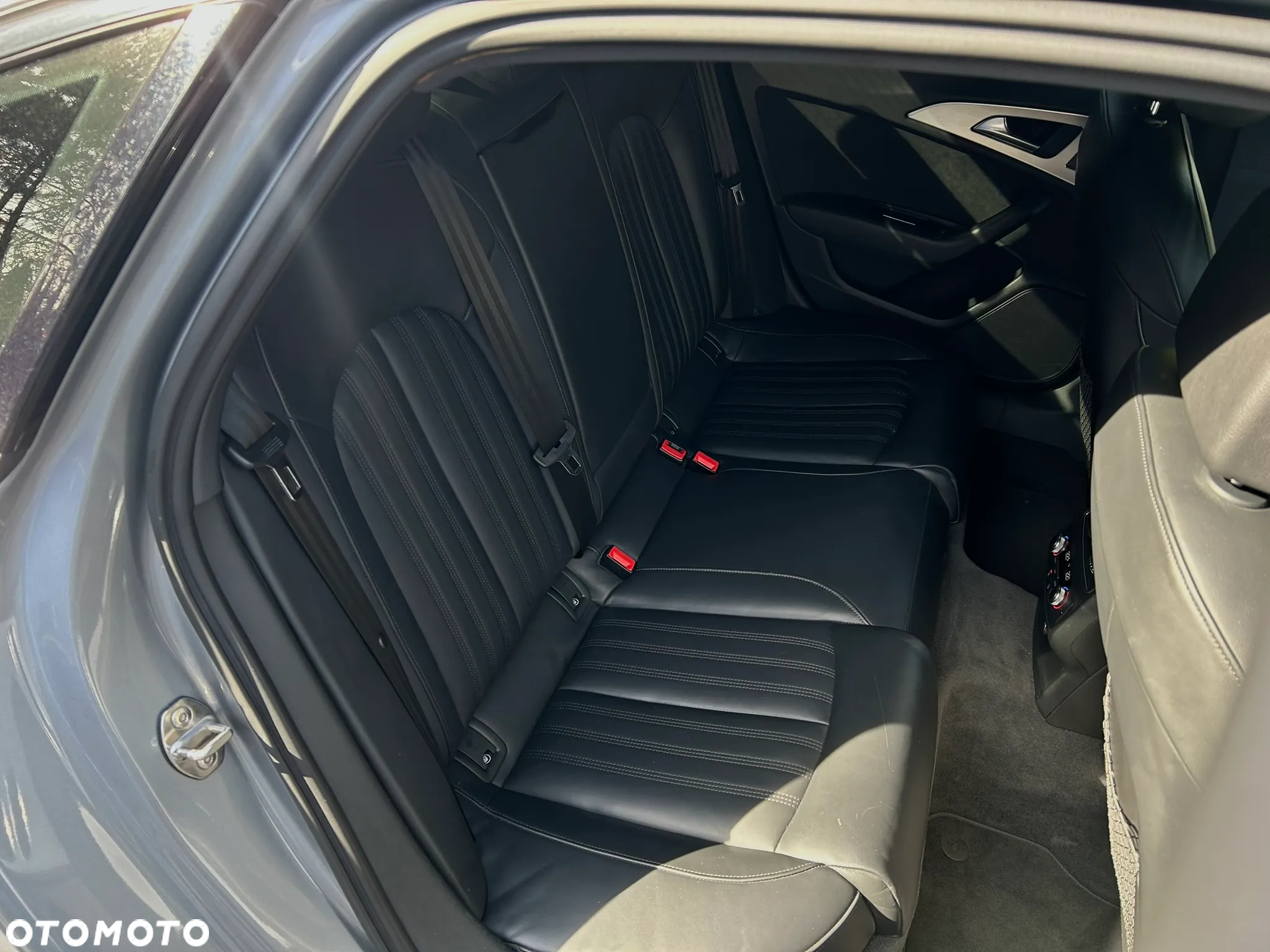 Audi A6 2.0 TDI ultra S tronic - 12